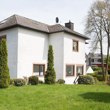 Bed and Breakfast Altes Forsthaus Мандершайд Экстерьер фото